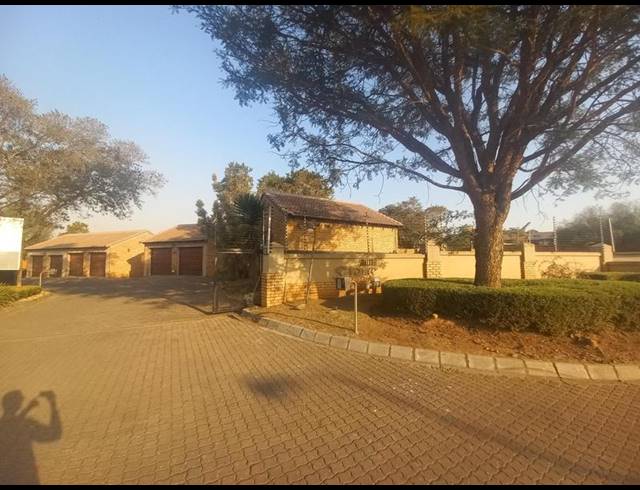 2 BEDROOM PROPERTY TO RENT IN STONERIDGE